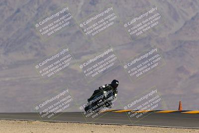 media/Oct-08-2022-SoCal Trackdays (Sat) [[1fc3beec89]]/Turn 10 (945am)/